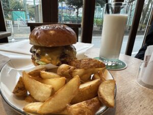 Arms – Best Burger in Tokyo